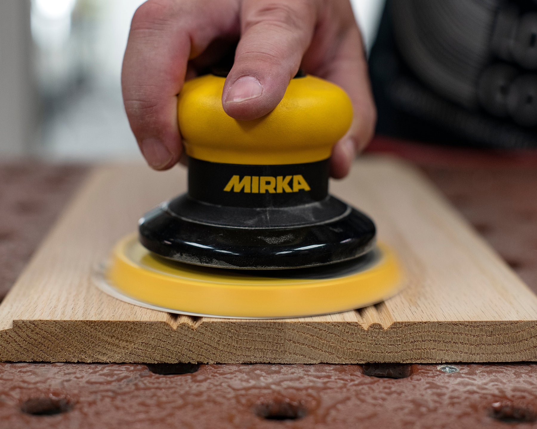 PROS Mirka, 5 " Pnuematic Sander , 5mm Orbit, Vinyl Pad